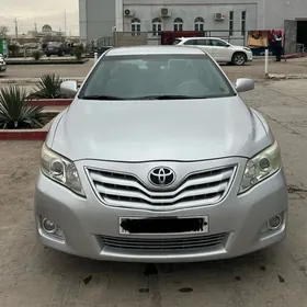 Toyota Camry 2010