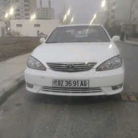 Toyota Camry 2004