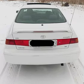 Toyota Camry 2000