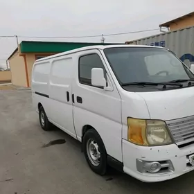 Nissan Urvan 2009