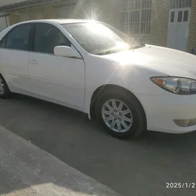 Toyota Camry 2004