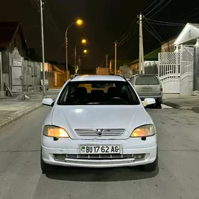 Opel Astra 2000