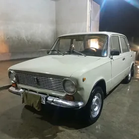 Lada 2104 1986