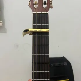 gitara yamaha c40