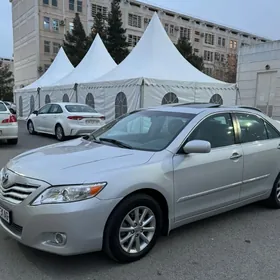 Toyota Camry 2010