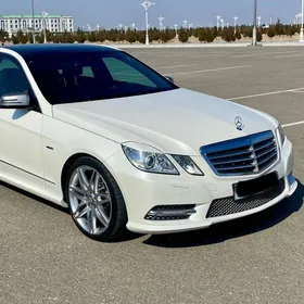 Mercedes-Benz E350 2011