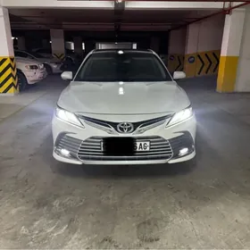 Toyota Camry 2023