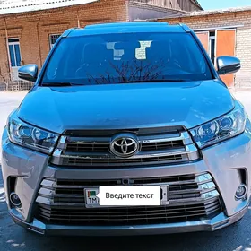 Toyota Highlander 2016