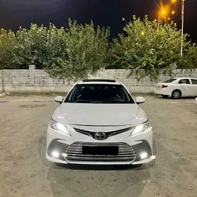 Toyota Camry 2022