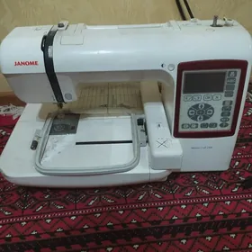 Janome 230 E