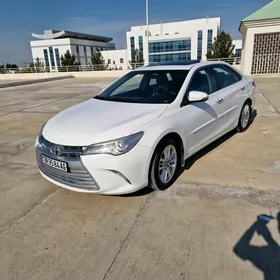 Toyota Camry 2016