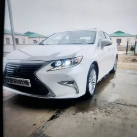 Lexus ES 350 2016