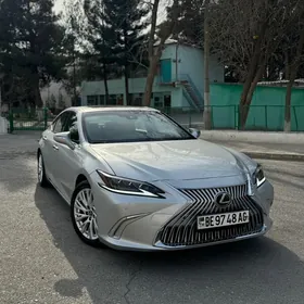 Lexus ES 350 2019