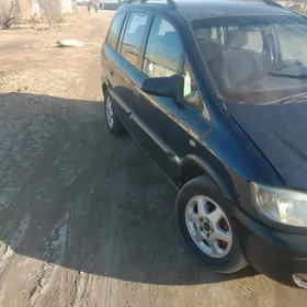 Opel Zafira 2000