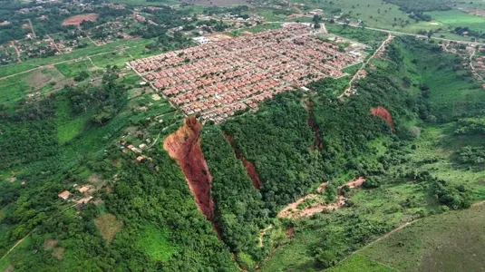 Reuters: Braziliýada tutuş bir şäher süýşgün sebäpli ýeriň astyna gidip biler