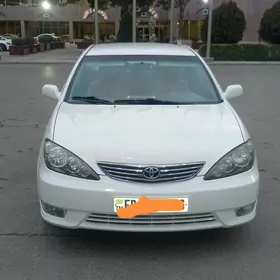 Toyota Camry 2005