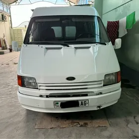 Ford Transit Connect 2009