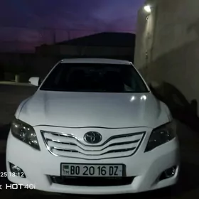 Toyota Camry 2010