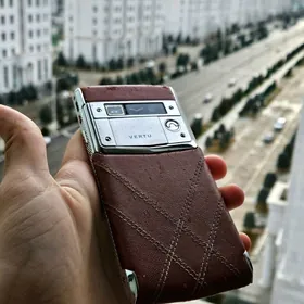 Vertu Bentley