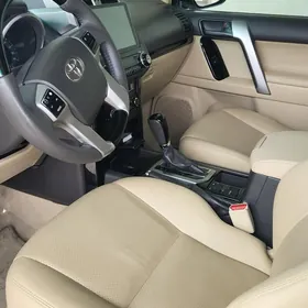 Toyota Land Cruiser Prado 2014