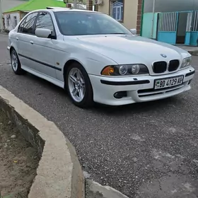 BMW E39 2001