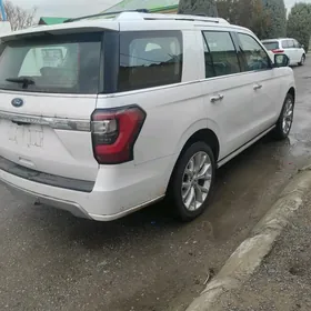 Ford Expedition 2019