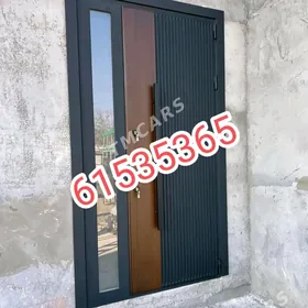 Daşky.Berk Gapylar.