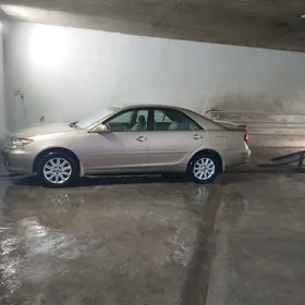 Toyota Camry 2003