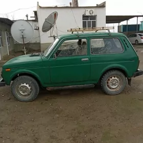 Lada Niva 1999