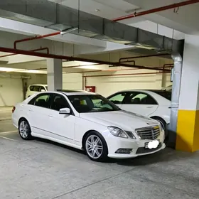 Mercedes-Benz E350 2010