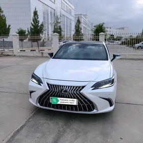 Lexus ES 350 2019