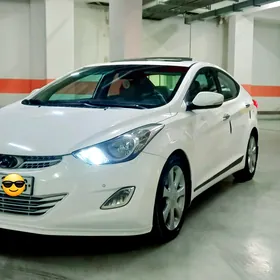 Hyundai Elantra 2013