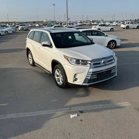 Toyota Highlander 2016