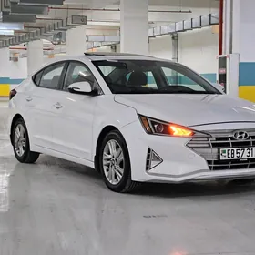 Hyundai Elantra 2020