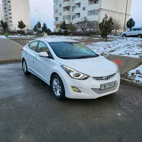 Hyundai Elantra 2012