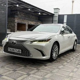 Lexus ES 350 2019