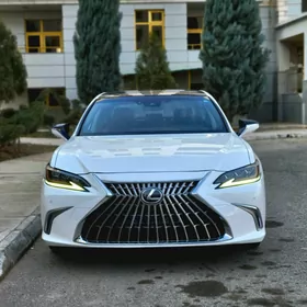 Lexus ES 350 2019