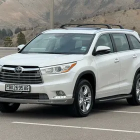 Toyota Highlander 2016