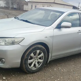 Toyota Camry 2010