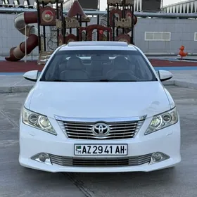 Toyota Camry 2013