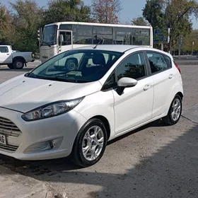 Ford Fiesta 2014