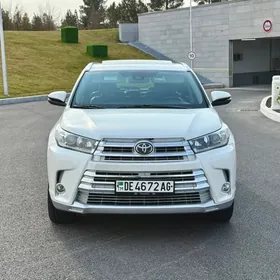 Toyota Highlander 2018