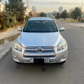 Toyota RAV4 2011