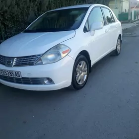 Nissan Versa 2010