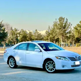 Toyota Camry 2010