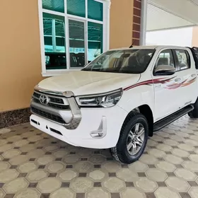 Toyota Hilux 2022