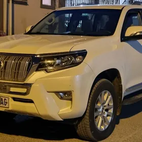 Toyota Land Cruiser Prado 2021