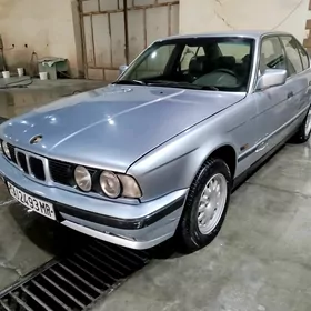 BMW 525 1992