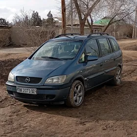 Opel Zafira 2000