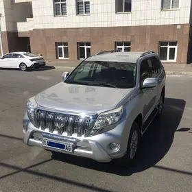 Toyota Land Cruiser Prado 2014